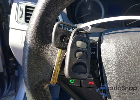 2017 Hyundai Sonata z USA, uszkodzony, nr VIN 5NPE24AF9HH514566